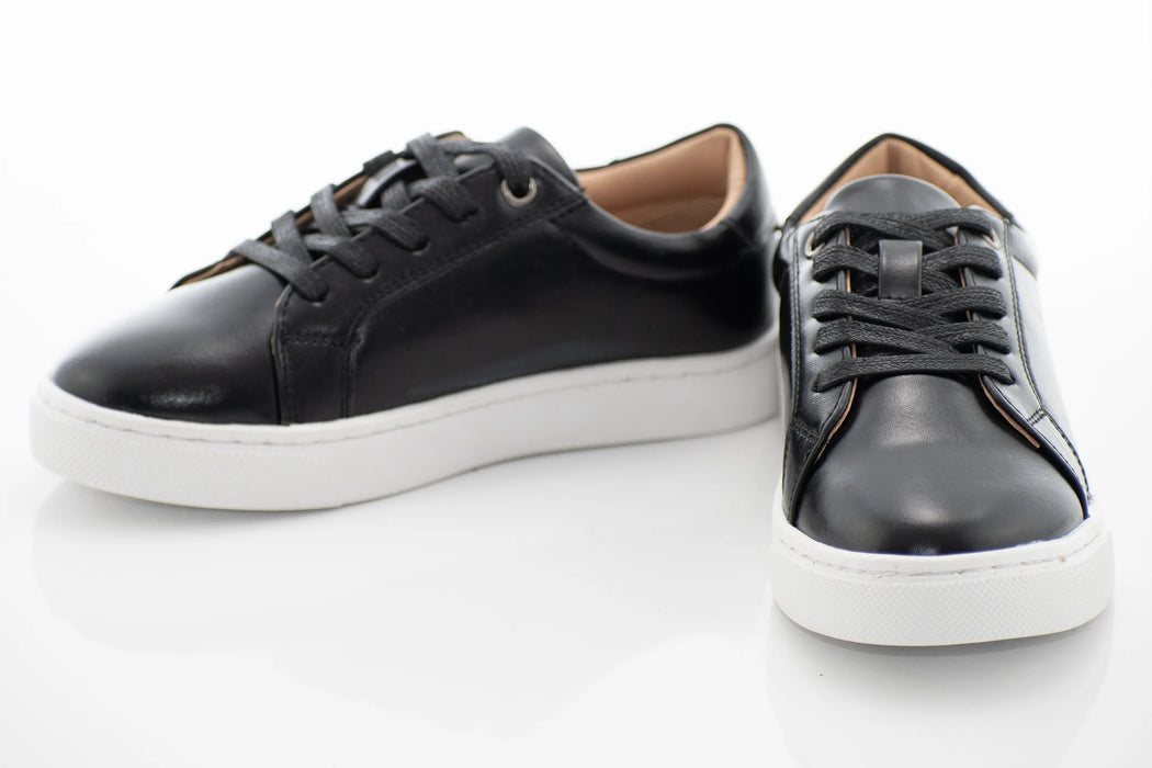 Black Classic Kids Sneaker