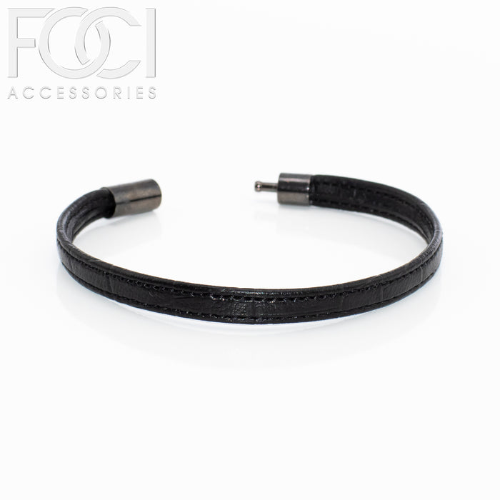 Unisex Leather Bracelet With Closure