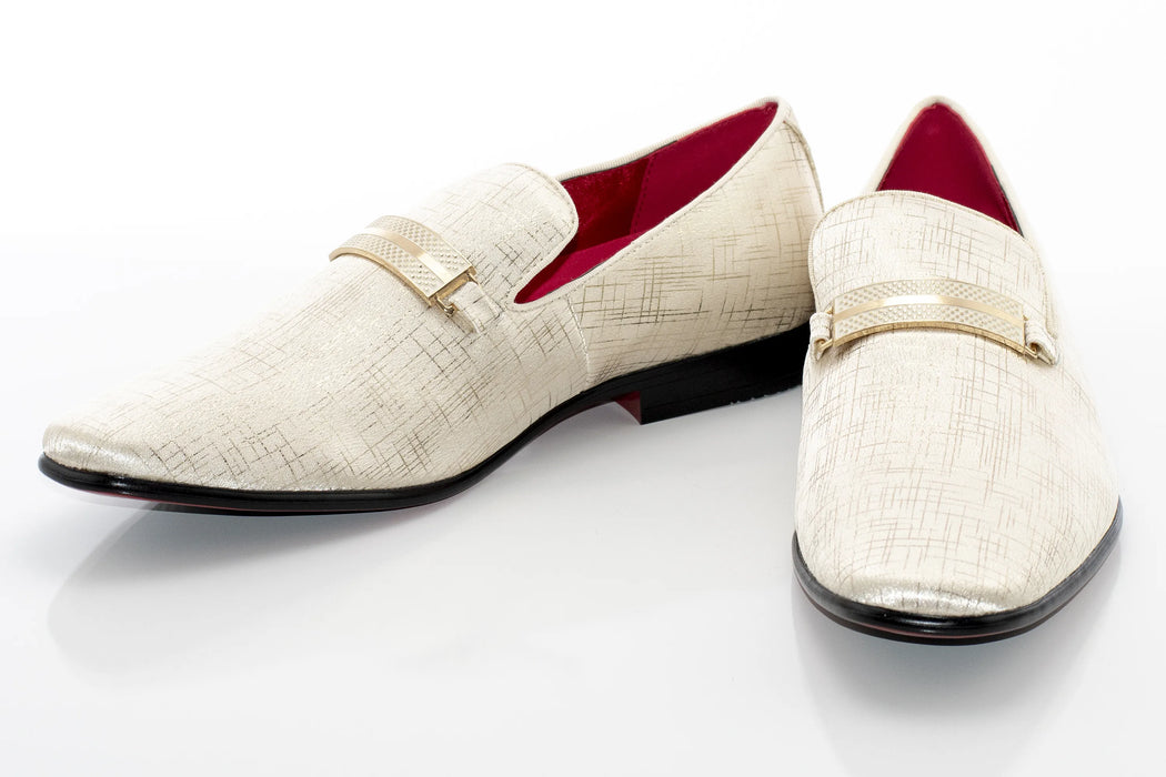 Champagne Textured Loafer With Rectangular Bit
