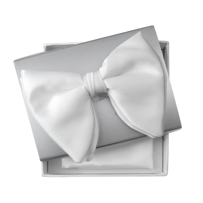 Men's White Butterfly Bowtie And Handkerchief